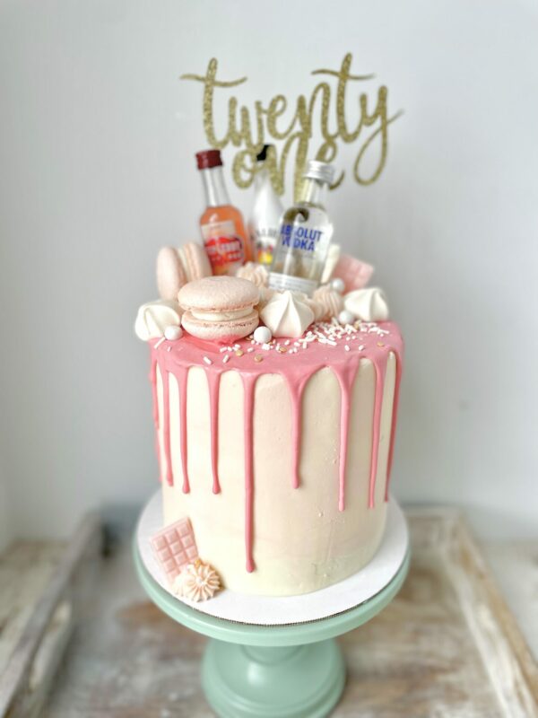 Forever Young Cake - Image 2