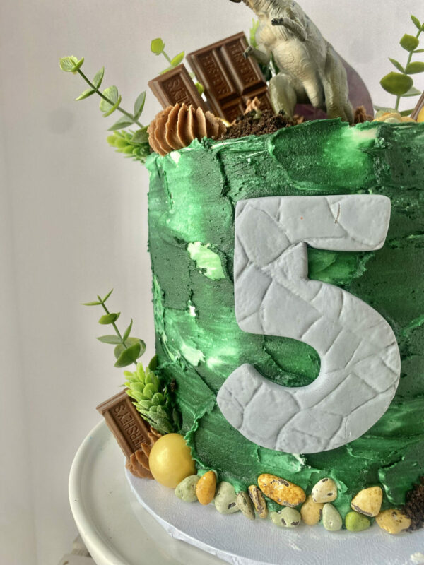 Dino Land Cake - Image 2