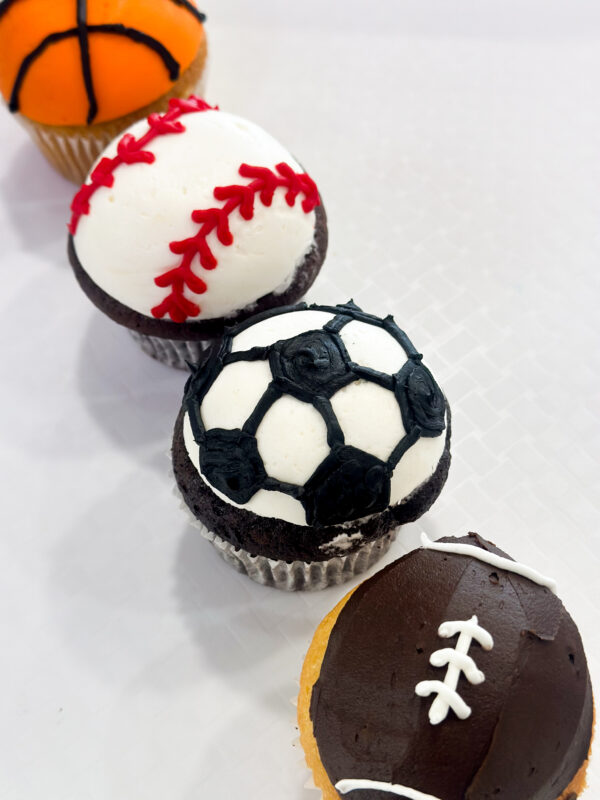 Sports Cake - Image 7